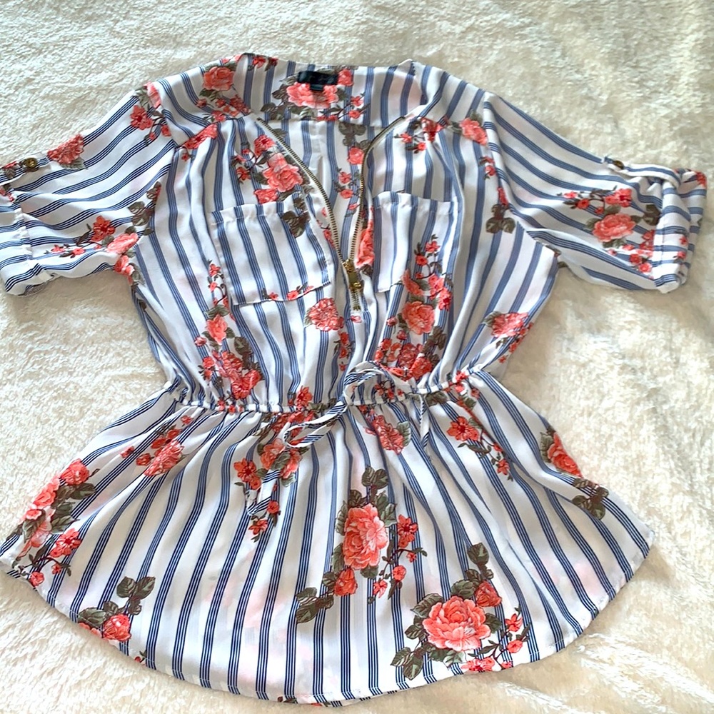 J for Justify front zip blouse